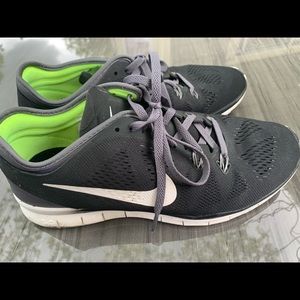 Nike Womens Free 5.0 TR Fit 5